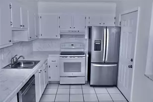 1351 NE 191st St, Miami, FL 33179 - Photo 3