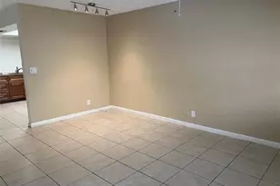 426 SE 13th Dr, Deerfield Beach, FL 33441 - Photo 5