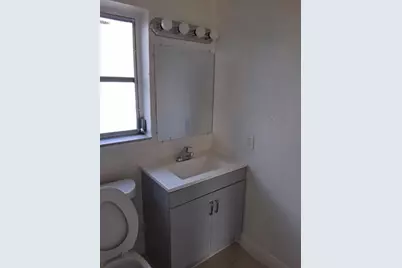 2120 NW 28th Ave, Fort Lauderdale, FL 33311 - Photo 17