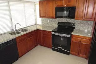 7905 Fairway Blvd, Miramar, FL 33023 - Photo 3