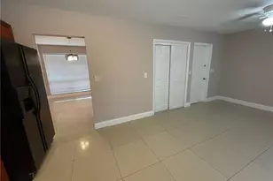 7905 Fairway Blvd, Miramar, FL 33023 - Photo 13