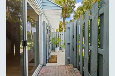 1989 NE 15th Ave, Unit #1989, Fort Lauderdale, FL 33305 - Photo 9