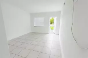 1100 NE 12th Ave, Fort Lauderdale, FL 33304 - Photo 3