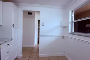 301 NE 14th Ave, Hallandale Beach, FL 33009 - Photo 3