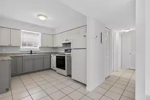 536 SE 20th Ave, Deerfield Beach, FL 33441 - Photo 13