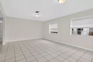 536 SE 20th Ave, Deerfield Beach, FL 33441 - Photo 9