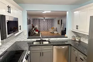 7302 S Devon Dr, Fort Lauderdale, FL 33321 - Photo 5