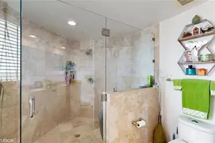 1745 E Hallandale Beach Blvd, Hallandale Beach, FL 33009 - Photo 17