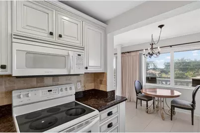 1001 N Riverside Dr, Unit #305, Pompano Beach, FL 33062 - Photo 19