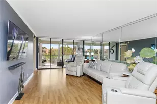 5921 Coral Lake Dr, Margate, FL 33063 - Photo 15