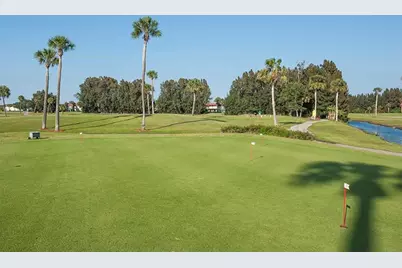 34  Pine Arbor Ln, Unit #203, Vero Beach, FL 32962 - Photo 17