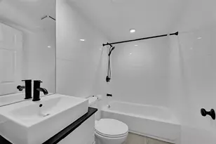 200 NW 25th St, Fort Lauderdale, FL 33311 - Photo 13