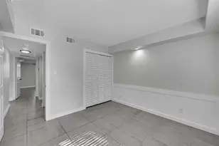 200 NW 25th St, Fort Lauderdale, FL 33311 - Photo 5