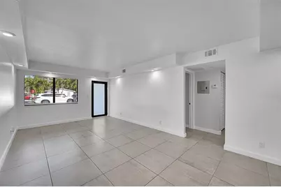 200 NW 25th St, Fort Lauderdale, FL 33311 - Photo 9