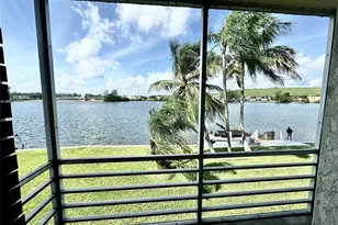 4311 Crystal Lake Dr, Deerfield Beach, FL 33064 - Photo 5