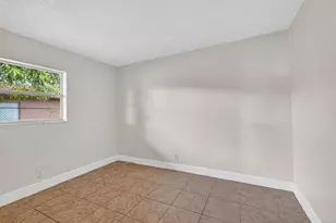 7710 SW 10th St, North Lauderdale, FL 33068 - Photo 11