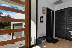 823 Ponce de Leon Dr, Fort Lauderdale, FL 33316 - Photo 7