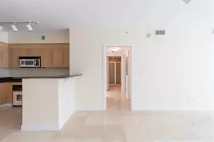 335 S Biscayne Blvd, Miami, FL 33131 - Photo 3