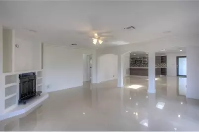 2493  Andros Ln, Fort Lauderdale, FL 33312 - Photo 3
