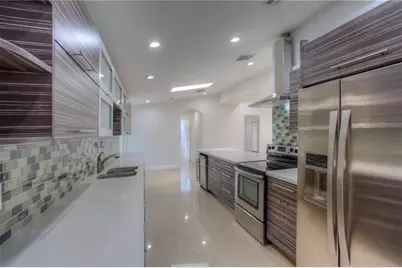 2493  Andros Ln, Fort Lauderdale, FL 33312 - Photo 7