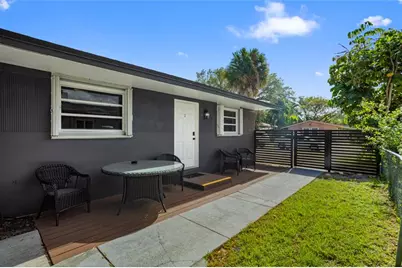 827 SW 29th St, Fort Lauderdale, FL 33315 - Photo 5