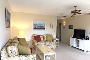 73 Royal Oak Ct, Vero Beach, FL 32962 - Photo 1