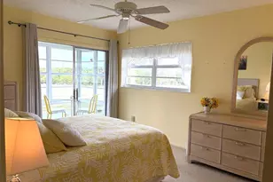 73 Royal Oak Ct, Vero Beach, FL 32962 - Photo 9