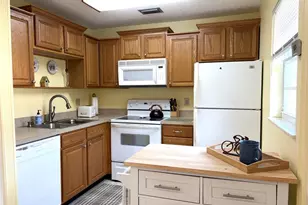 73 Royal Oak Ct, Vero Beach, FL 32962 - Photo 3