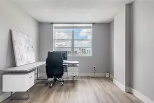 500 Bayview Dr, Sunny Isles Beach, FL 33160 - Photo 9