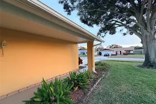 13653 Serena Dr, Largo, FL 33774 - Photo 5