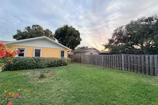 13653 Serena Dr, Largo, FL 33774 - Photo 29