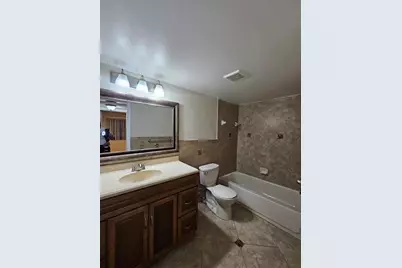 3720 N Pine Island Rd, Unit #428, Sunrise, FL 33351 - Photo 5
