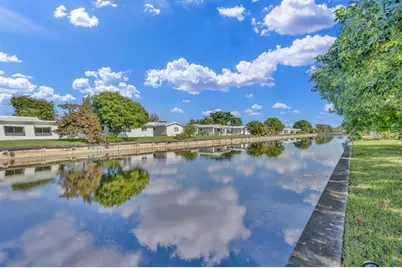 7115 NW 73rd St, Tamarac, FL 33321 - Photo 35