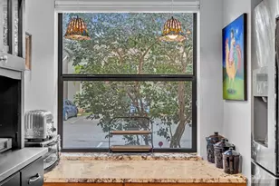 240 City View Dr, Fort Lauderdale, FL 33311 - Photo 9