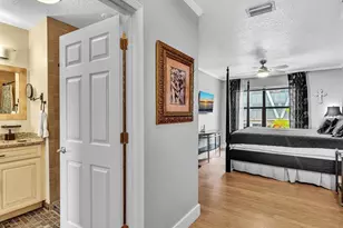 240 City View Dr, Fort Lauderdale, FL 33311 - Photo 45