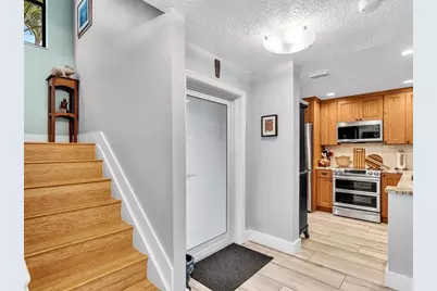 240  City View Dr, Unit #240, Fort Lauderdale, FL 33311 - Photo 19