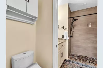 240  City View Dr, Unit #240, Fort Lauderdale, FL 33311 - Photo 47