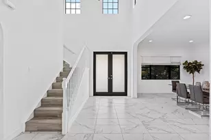 11855 SW 13th Ct, Pembroke Pines, FL 33025 - Photo 5