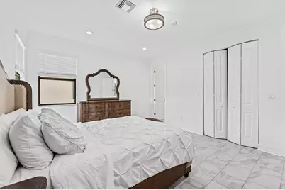 11855 SW 13th Ct, Pembroke Pines, FL 33025 - Photo 27