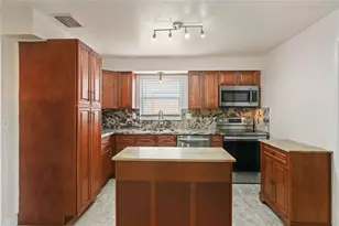 51 NE 49th St, Fort Lauderdale, FL 33334 - Photo 7