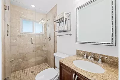 261 SW 18th Ct, Pompano Beach, FL 33060 - Photo 13