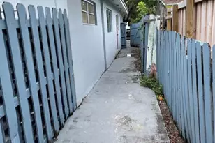 3361 NE 16th Ave, Oakland Park, FL 33334 - Photo 15