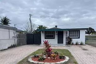 350 Walker Ave, Greenacres, FL 33463 - Photo 1