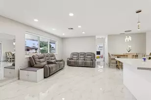 8700 NW 11th St, Pembroke Pines, FL 33024 - Photo 3