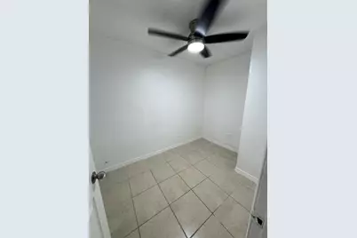 1120  S D St, Lake Worth Beach, FL 33460 - Photo 7