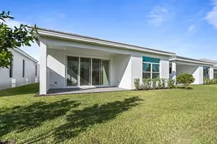 1552 SE Blue Sky Pl, Stuart, FL 34997 - Photo 5