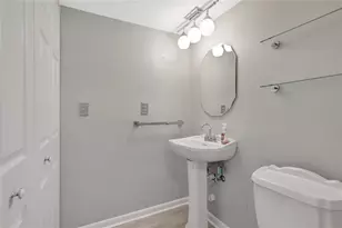 3213 NE 16th St, Pompano Beach, FL 33062 - Photo 7