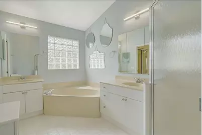 7667  Stirling Bridge Blvd, Delray Beach, FL 33446 - Photo 11