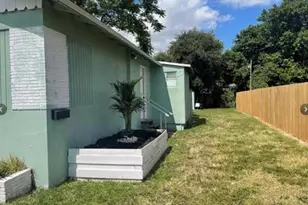 136 N 24th Ave, Hollywood, FL 33020 - Photo 17