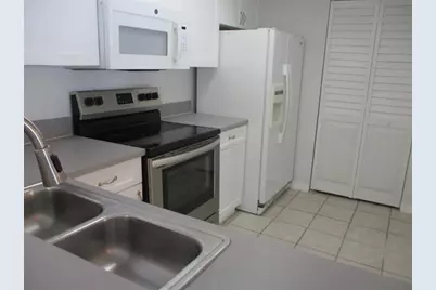 5045  Wiles Road #206, Unit #206, Coconut Creek, FL 33073 - Photo 7